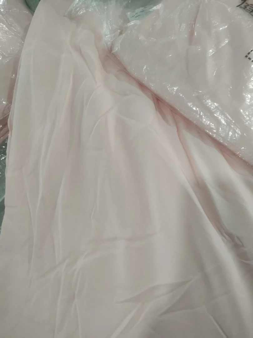 黄金丝品牌粉色蚕丝被发1