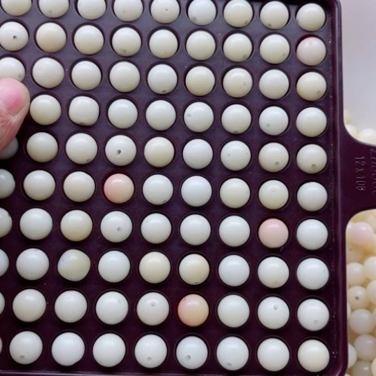 白玉菩提吊坠瑕疵12白玉圆珠100颗卡灯牌宠100颗