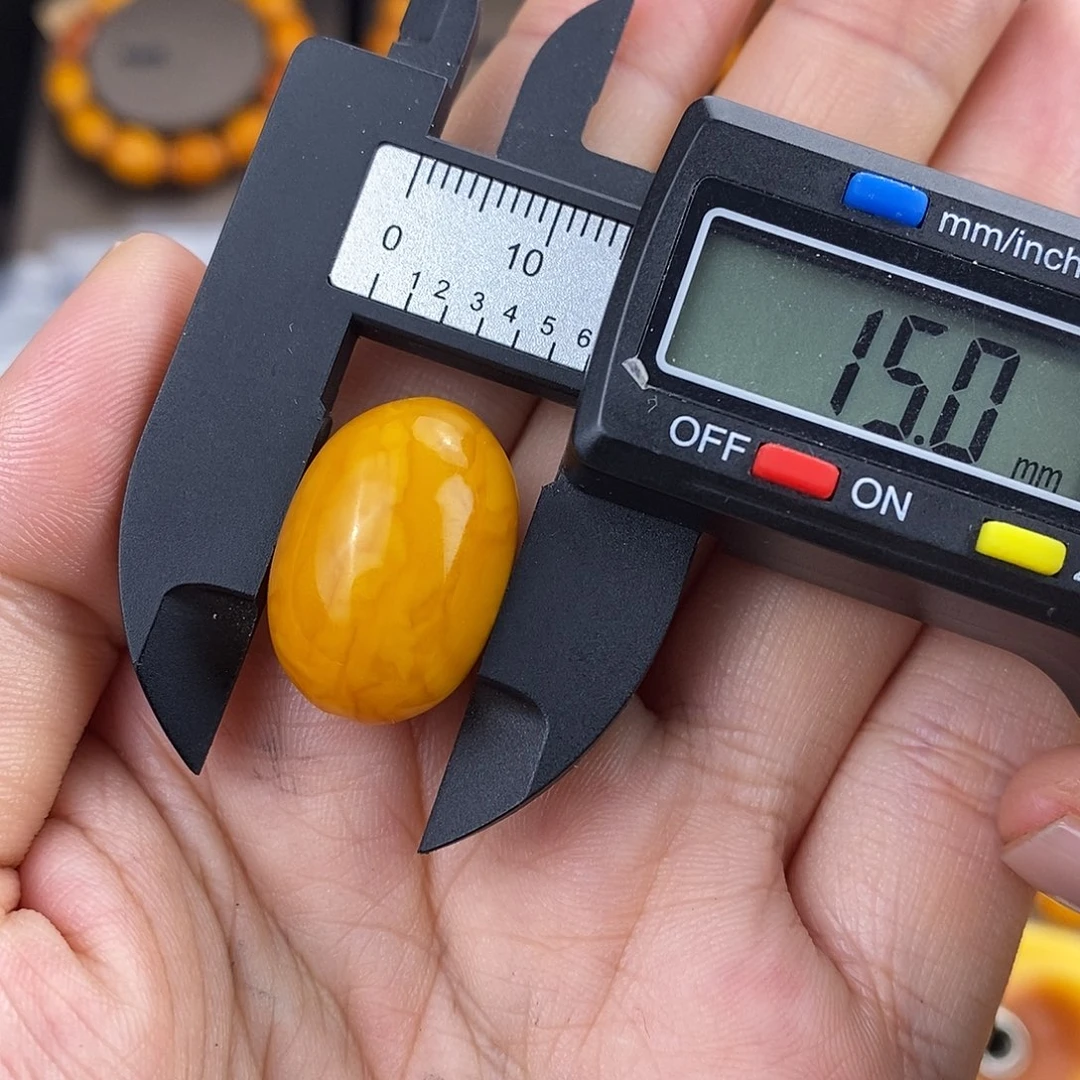 裸石琥珀未镶嵌蜜蜡