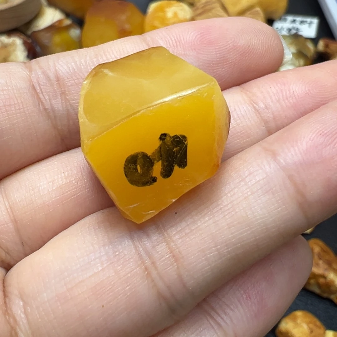 未镶嵌定制琥珀蜜蜡