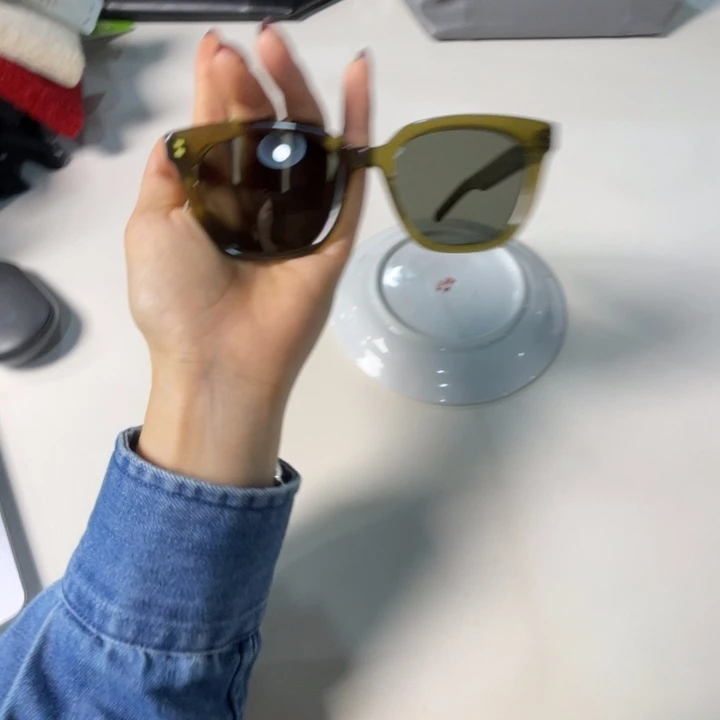 瓷片绿色？？？？？？？？？？？？？？？