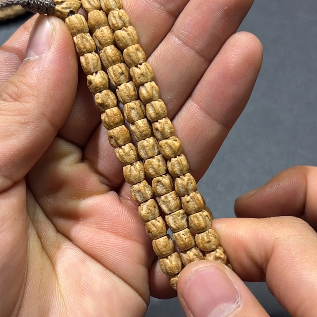 吊坠柏香籽/百香籽B16