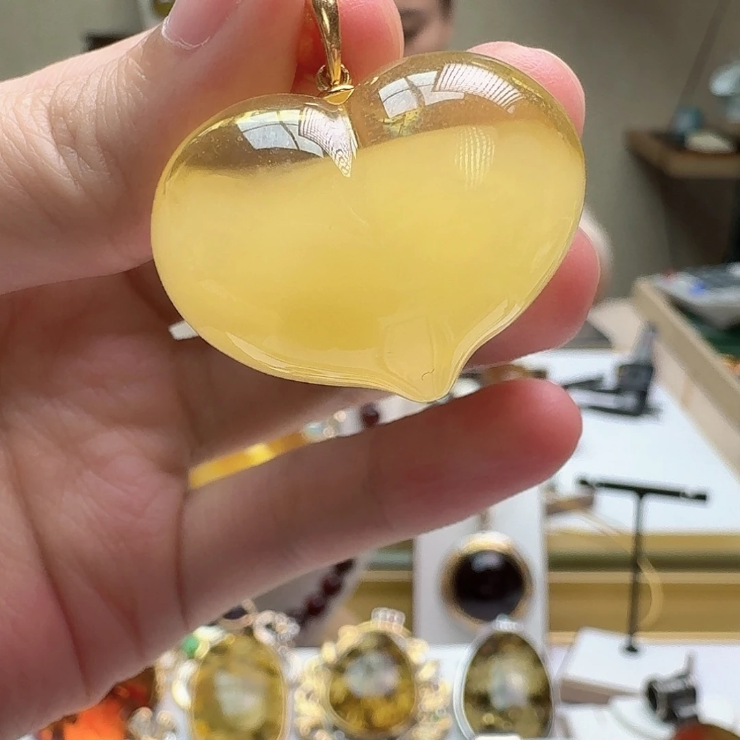 琥珀未镶嵌耳饰吊坠