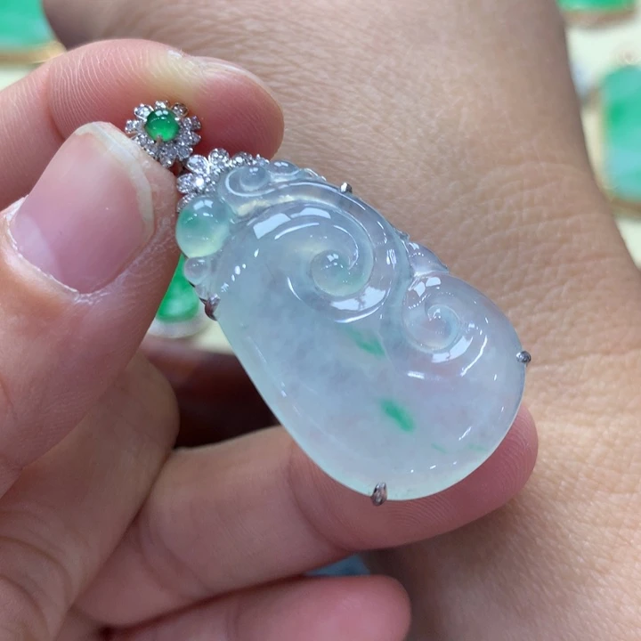 翡翠18K金镶嵌吊坠(不含链)