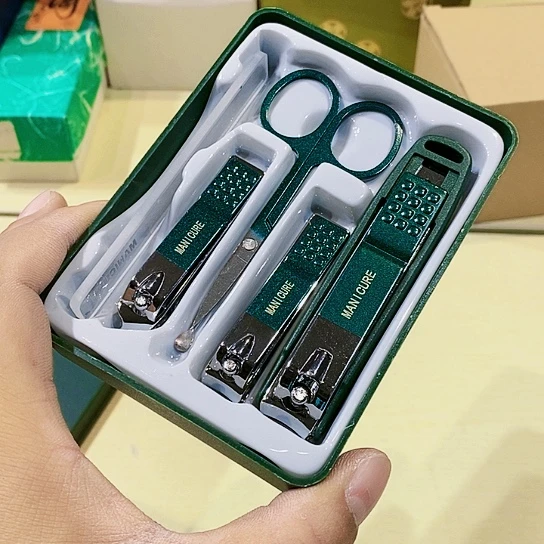 紫砂聚鑫中古茶具瓷器如图所示
