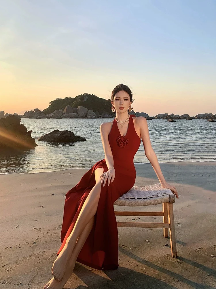 法式气质挂脖连衣裙性感开叉高腰显瘦包臀长裙