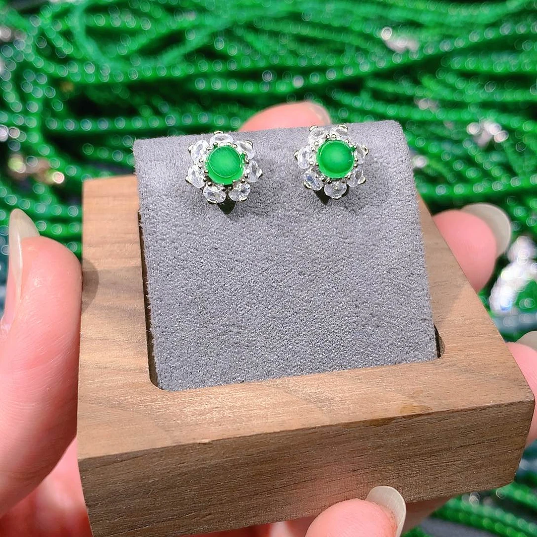 翡翠项链未镶嵌天然