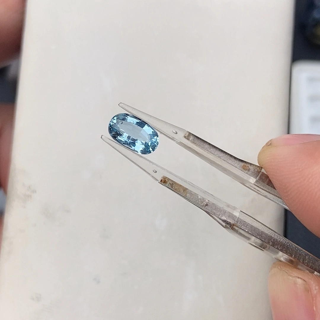海蓝宝石裸石天然