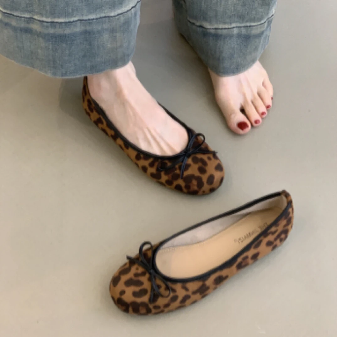 JMZ-17-1温柔仙女芭蕾单鞋2025法式复古绒面蝴蝶结圆头软底晚晚鞋