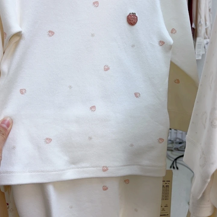 草莓面包草莓高腰80一套