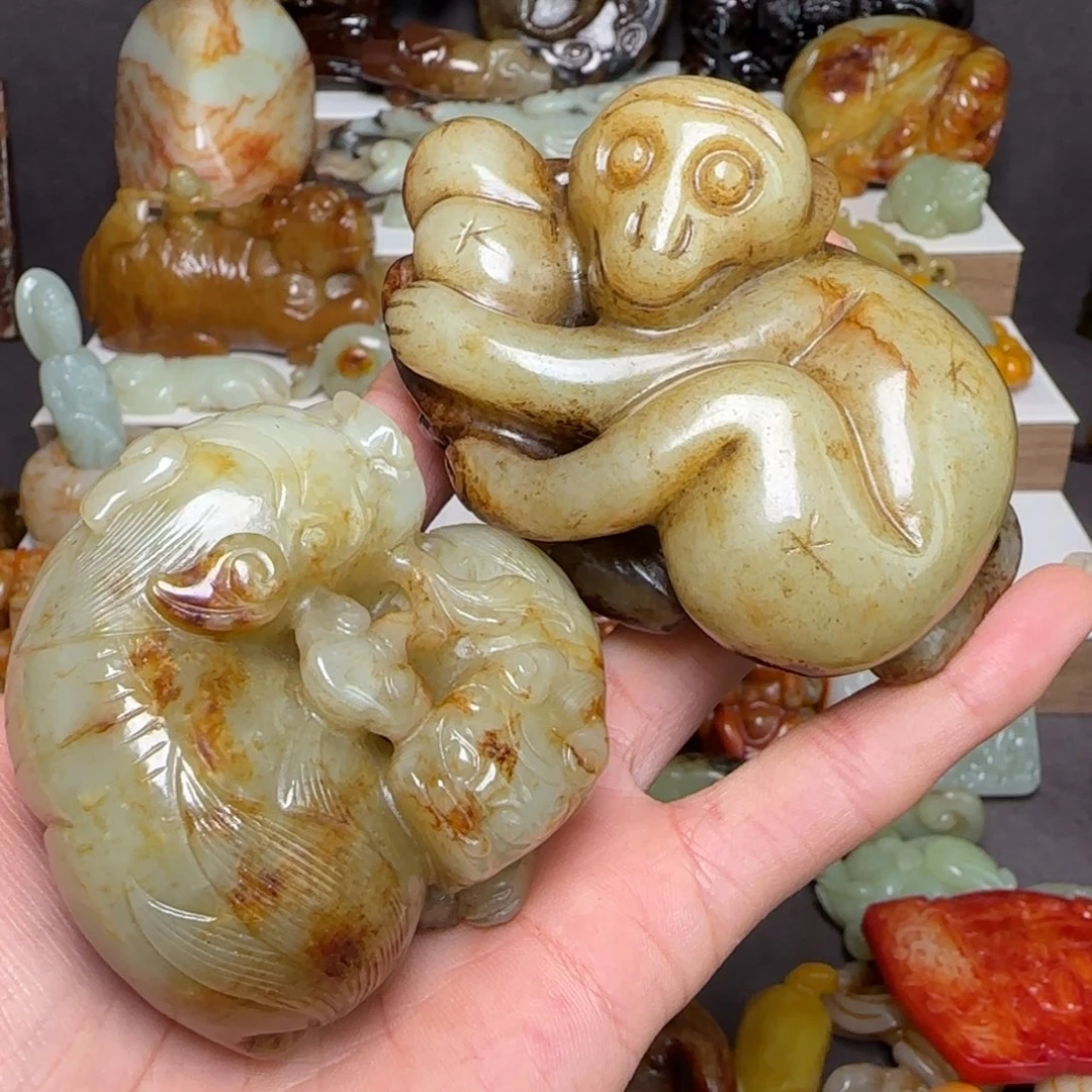 一***烟和田玉未镶嵌挂件