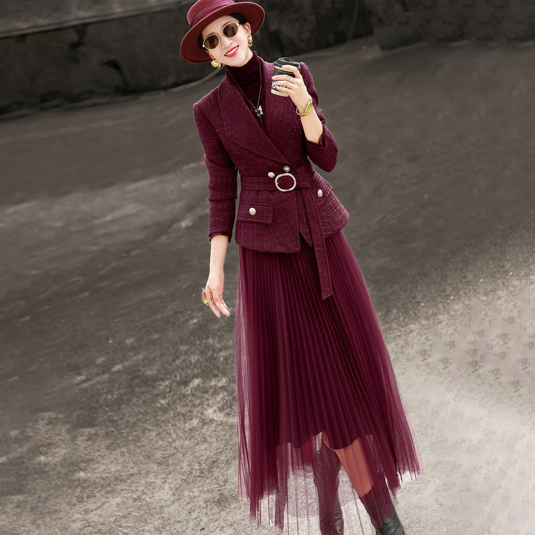 兰瑟儿冬季套装新款气质收腰西装外套百褶半身裙两件套105DO8632