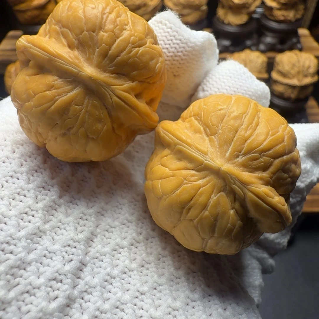 文玩核桃把件35尺 粉嘟嘟