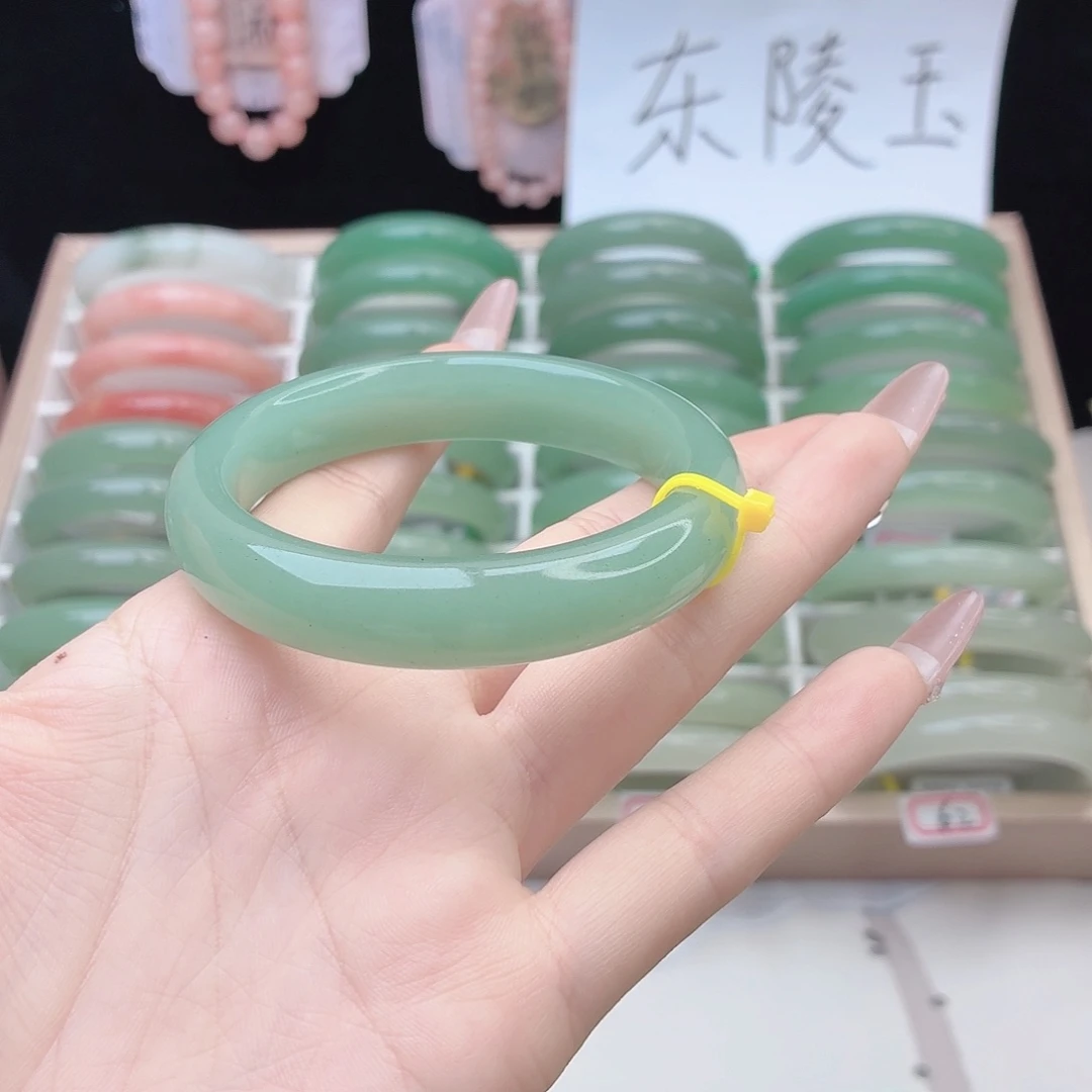 石英质玉未镶嵌手镯5455