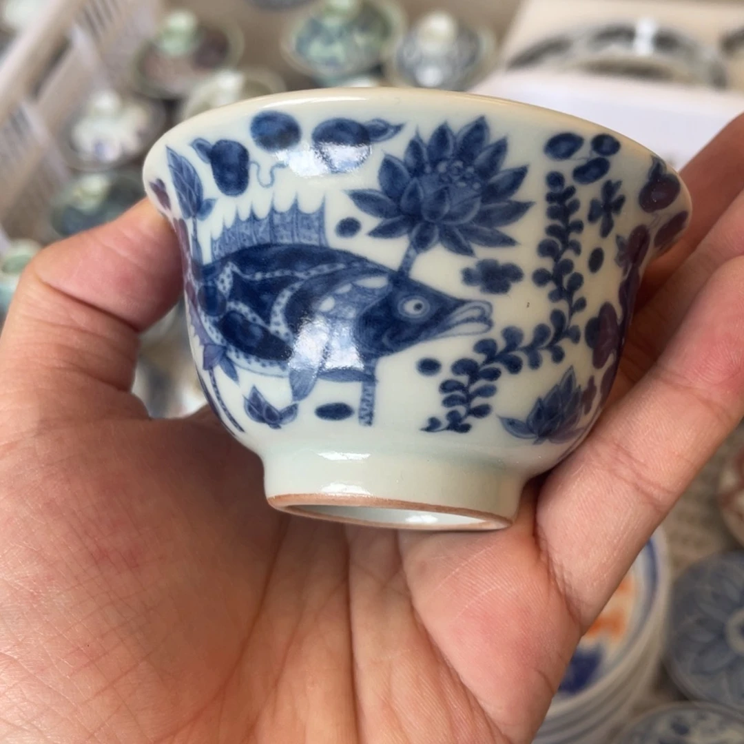 瓷片景德镇青花鱼藻纹小压手客杯