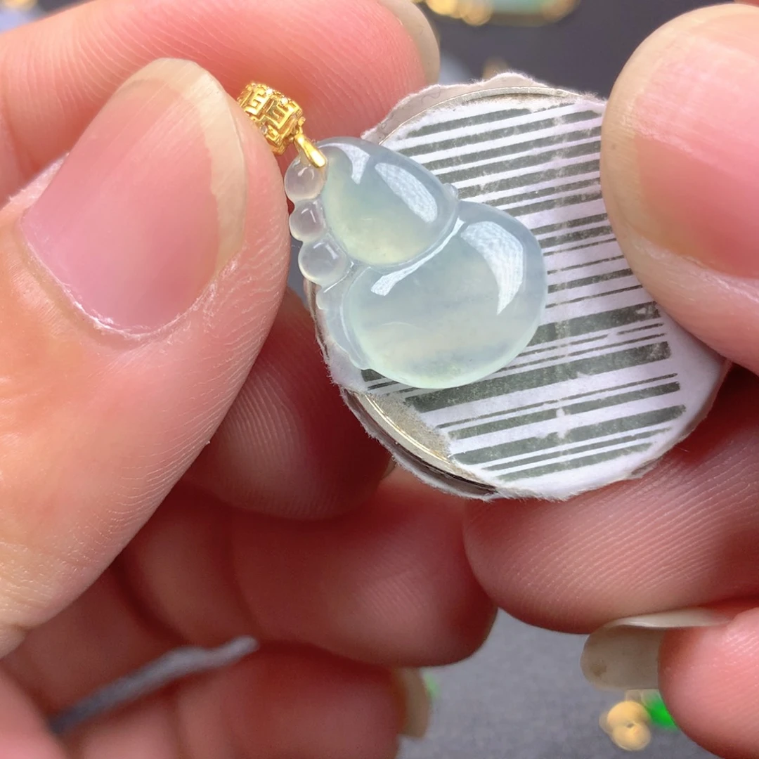 【闪购商品】翡翠18K金镶嵌颈饰翡翠