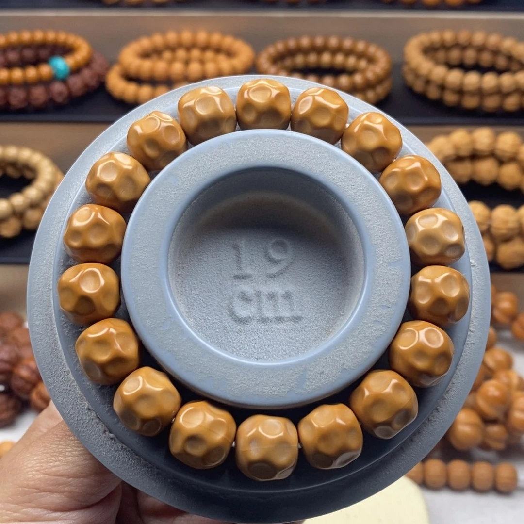 猴头核桃手串奶酪13mm