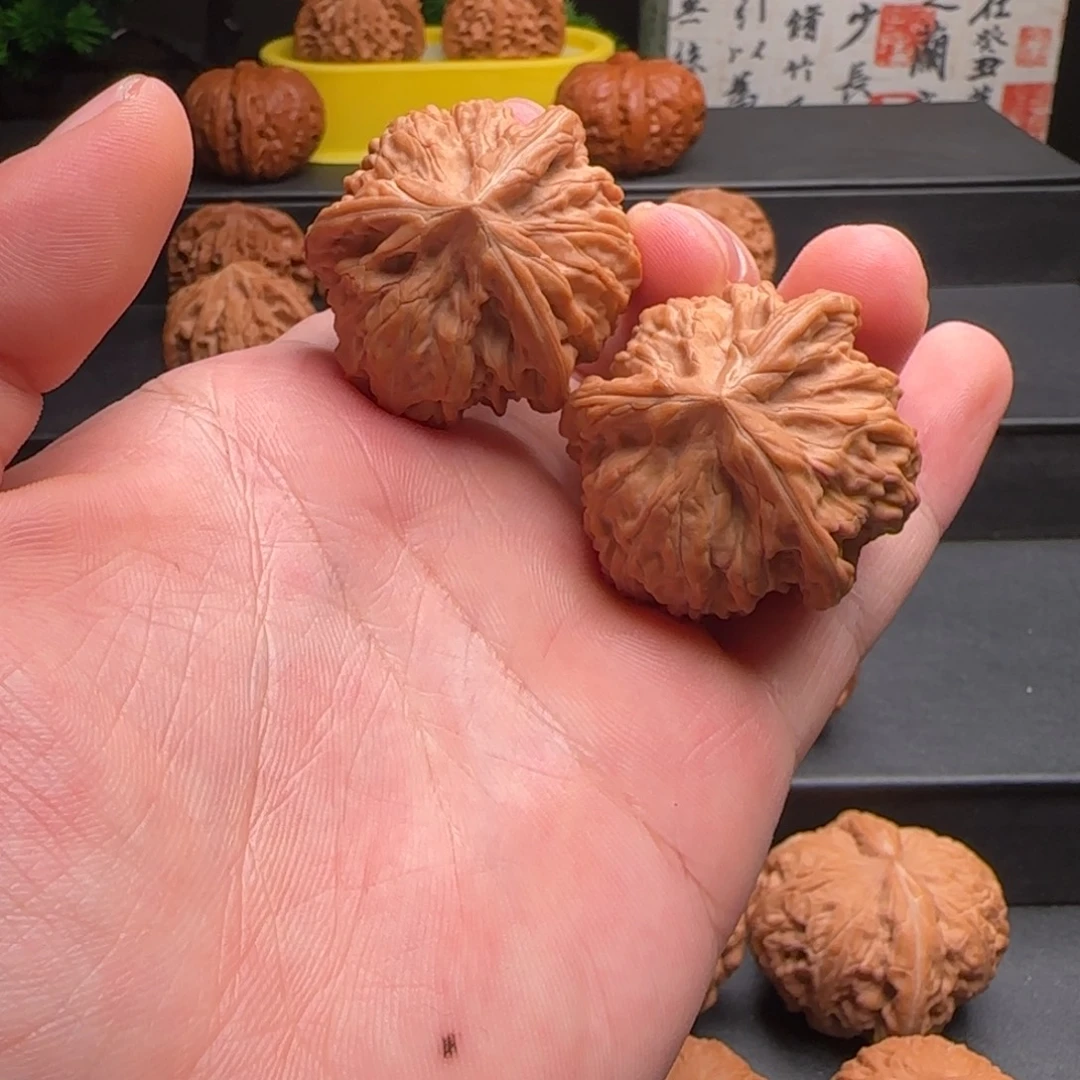 文玩核桃吊坠38御龙球奔