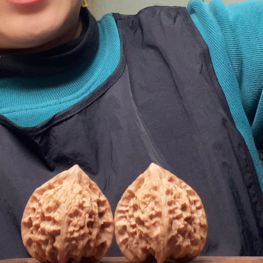 ****n文玩核桃吊坠灯笼