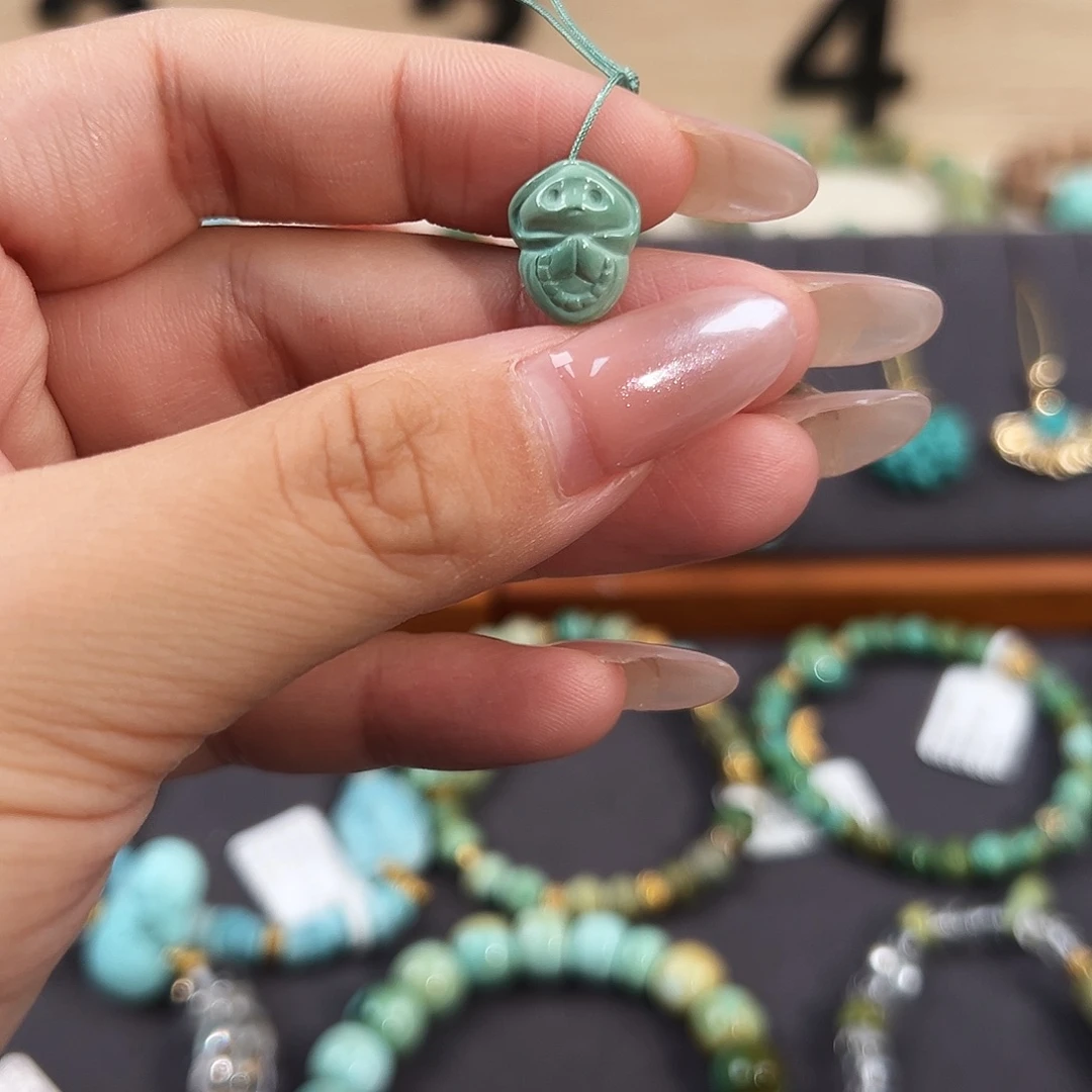 绿松石未镶嵌把件阿呆配饰