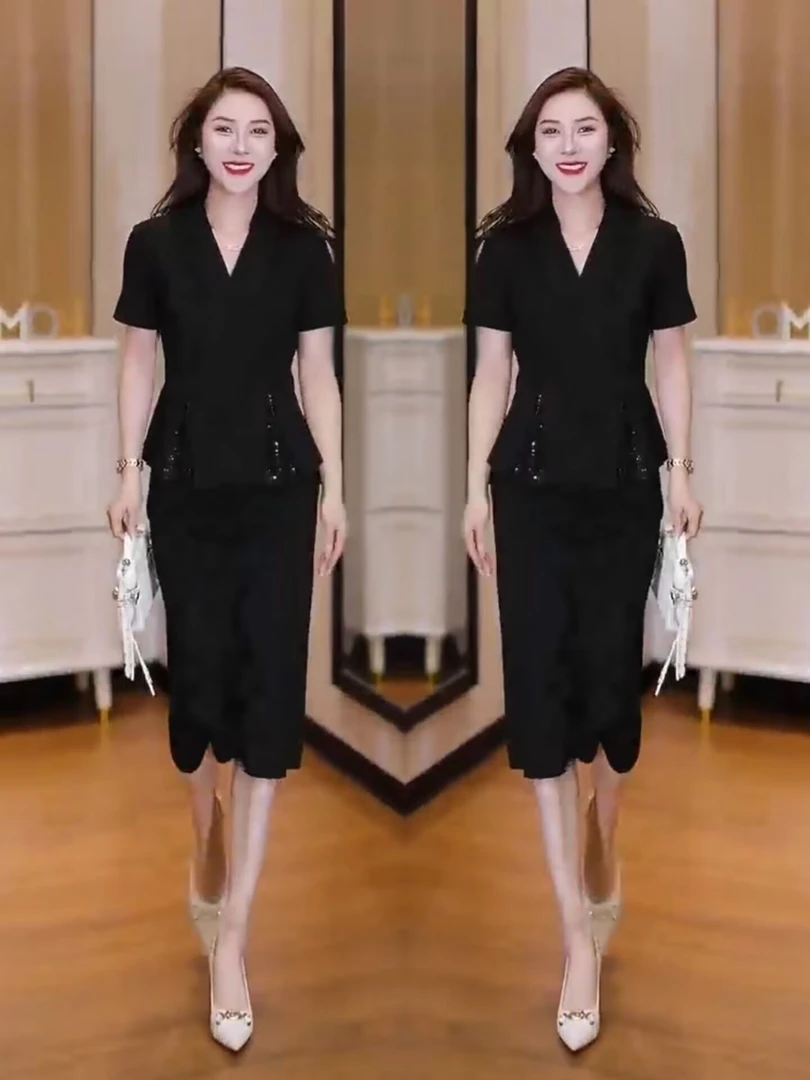 休闲风静奢风通勤时尚连衣裙休闲百搭短袖女神