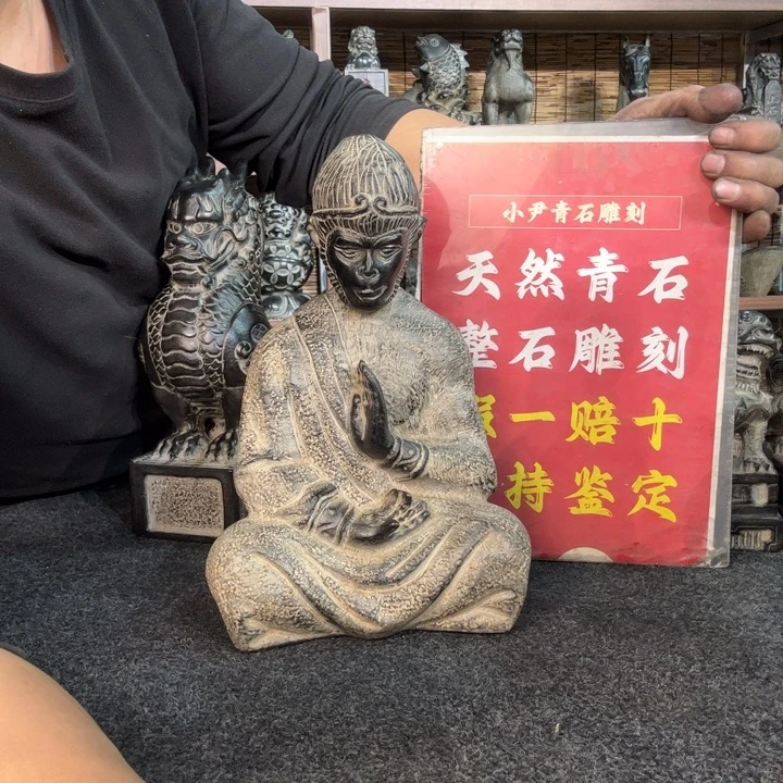 舒***大石材天然青石雕刻一对