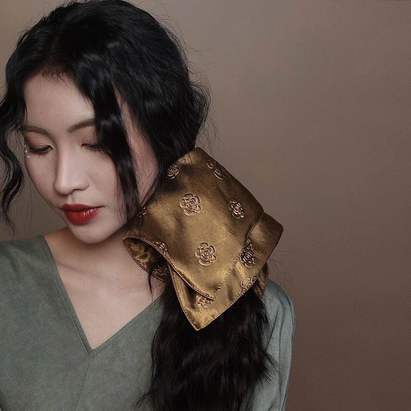 561-570苏芮法式小香风珠光缎山茶花方巾大肠发圈高级感发饰