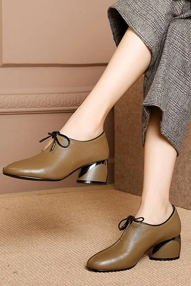 （侯）中跟休闲风时装凉鞋女款惠东凉鞋春季复古粗跟低跟时尚百搭