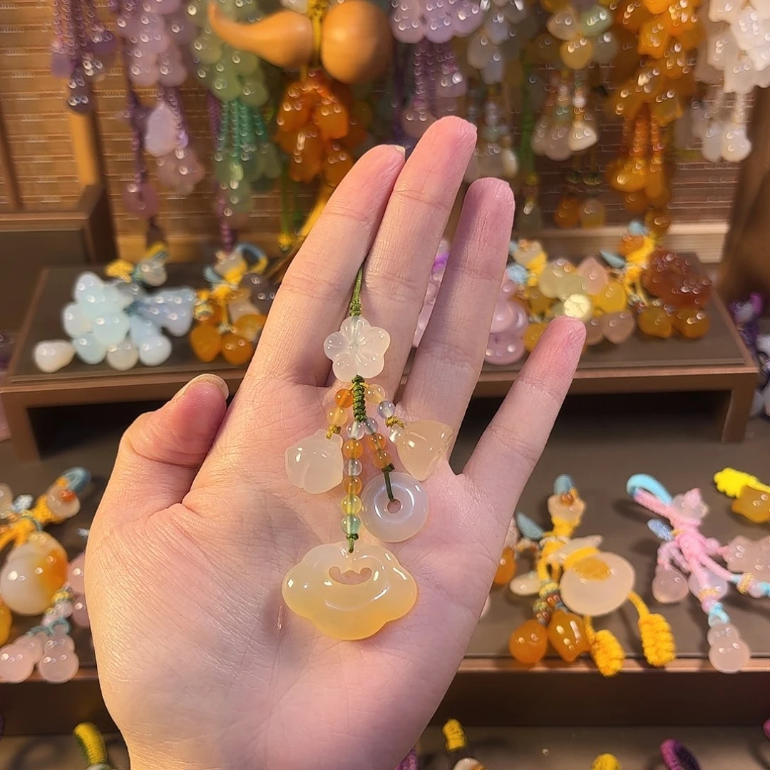 ****^玛瑙/玉髓未镶嵌车挂手机链