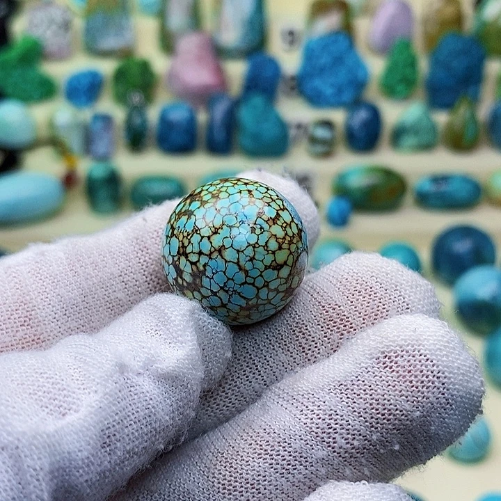 绿松石配饰未镶嵌