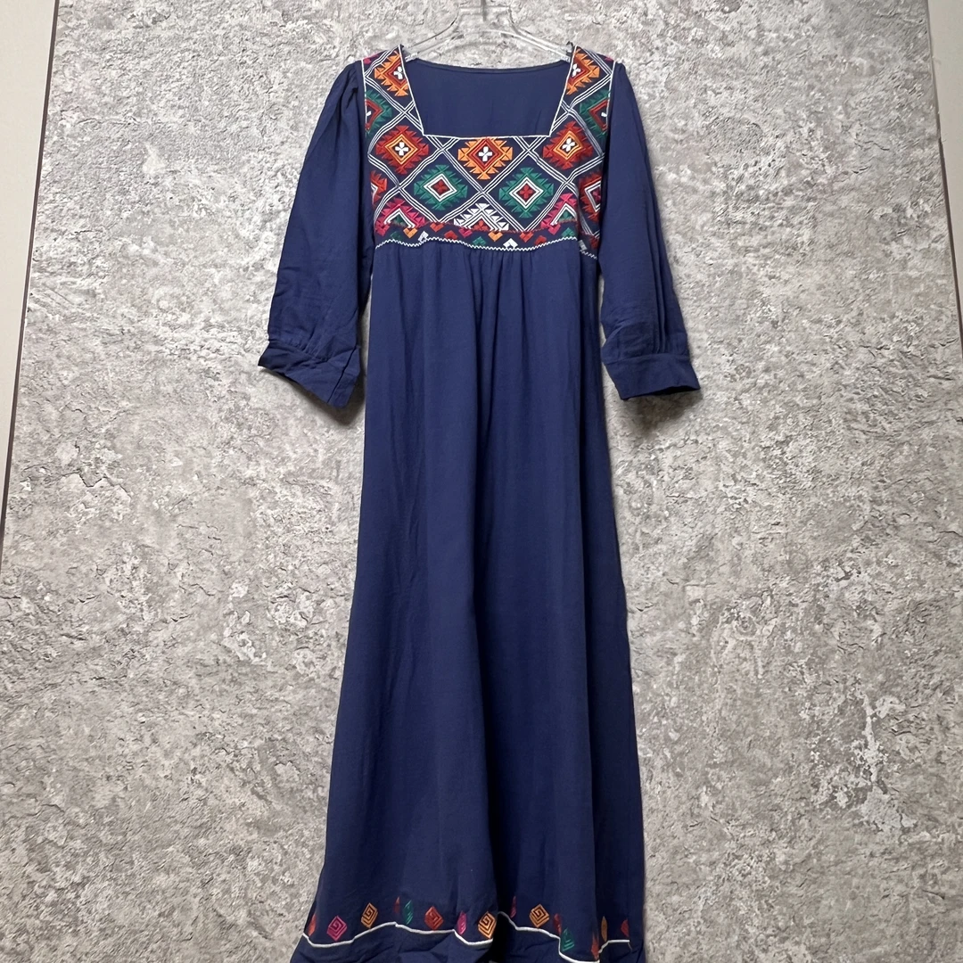 Q25 中袖复古藏蓝色方领时尚连衣裙