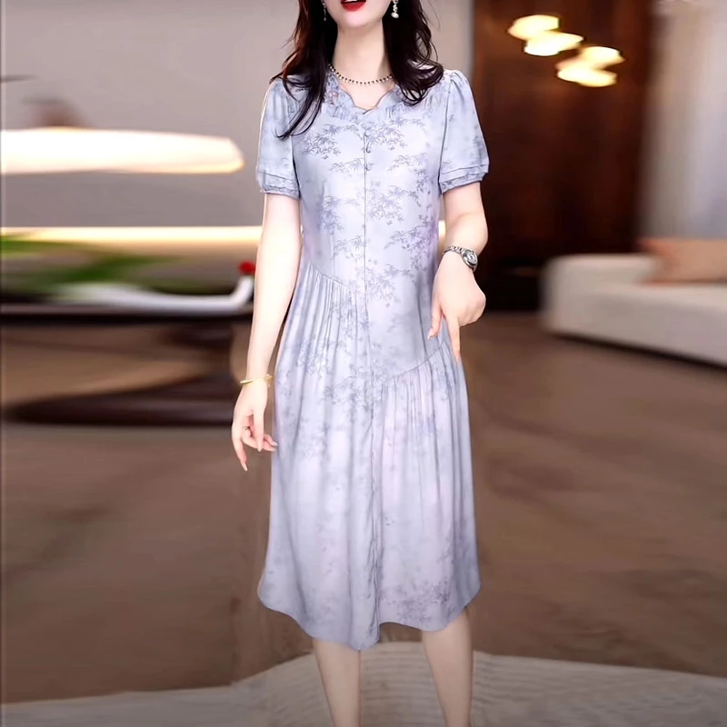 2025夏季新款冰丝提花缎时尚洋气连衣裙修身遮肉气质减龄收腰裙子