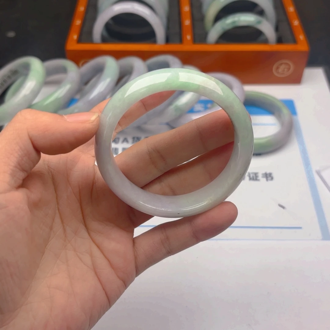 翡翠未镶嵌手镯5758. 1