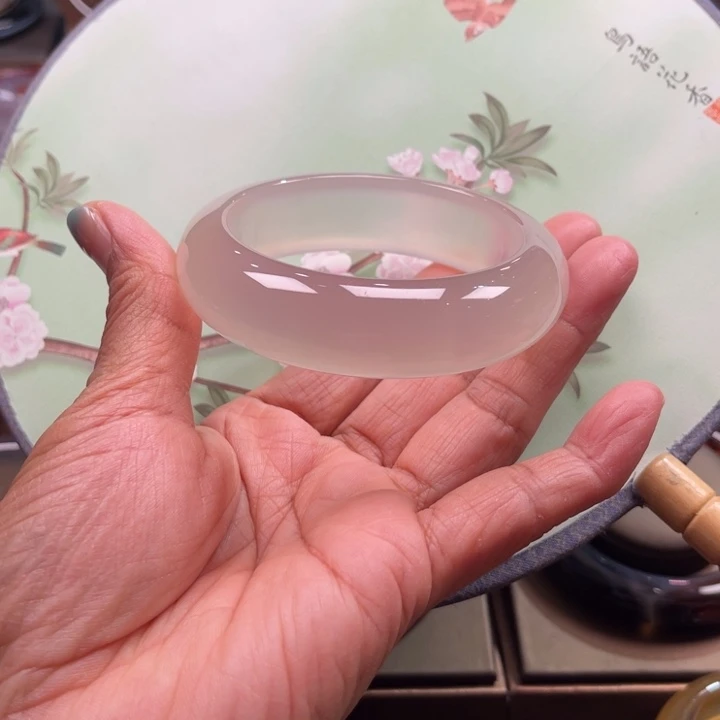 花***，玛瑙/玉髓未镶嵌手镯