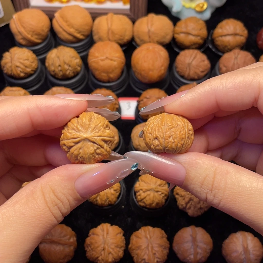 吊坠文玩核桃35号莲花磨盘