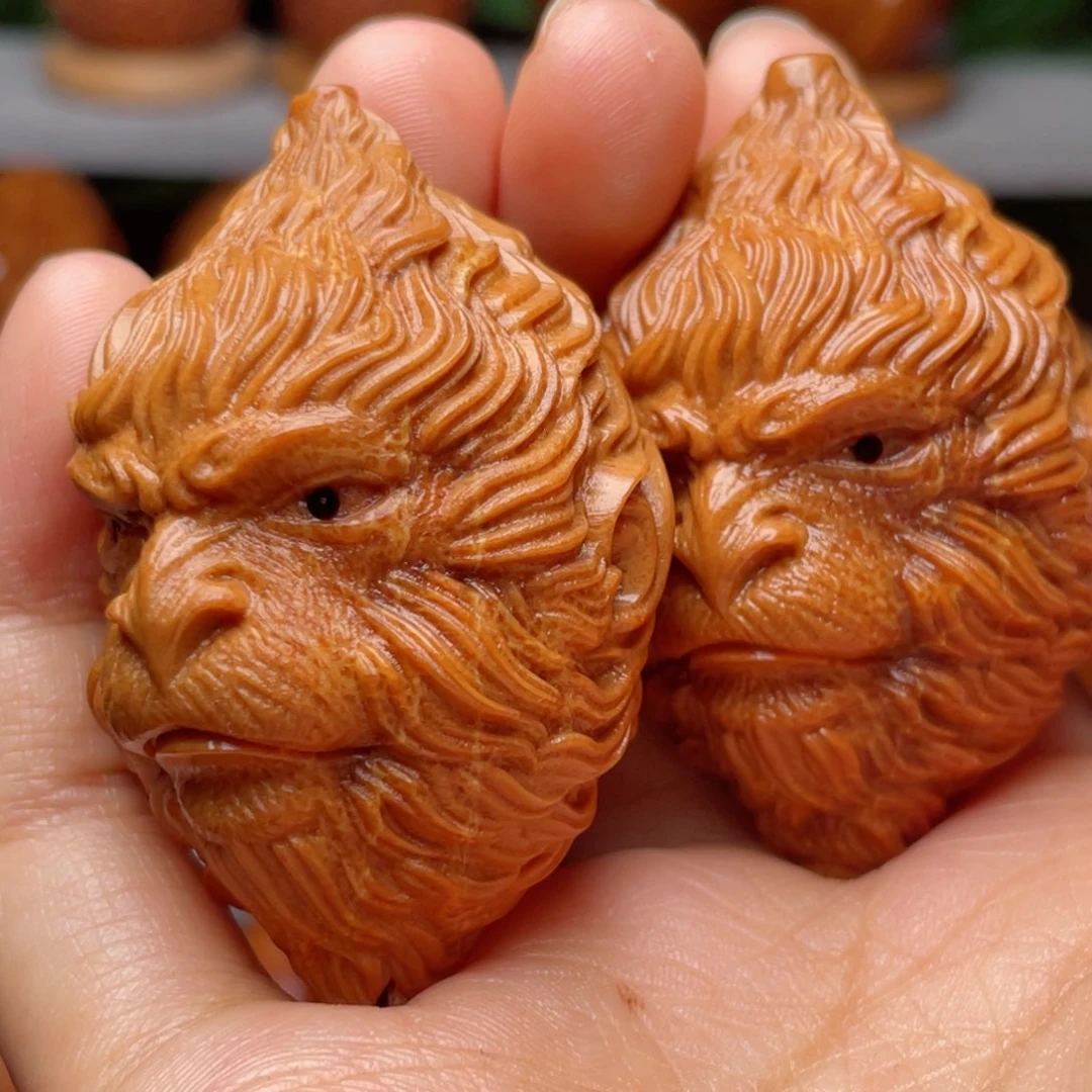 吊坠橄榄核大圣手球3.2