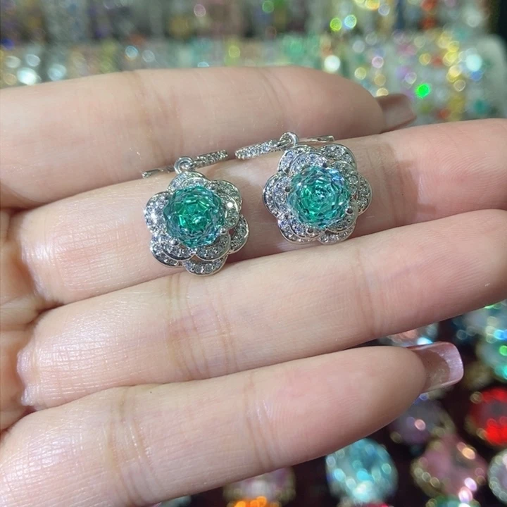 66锆石（处理）耳坠