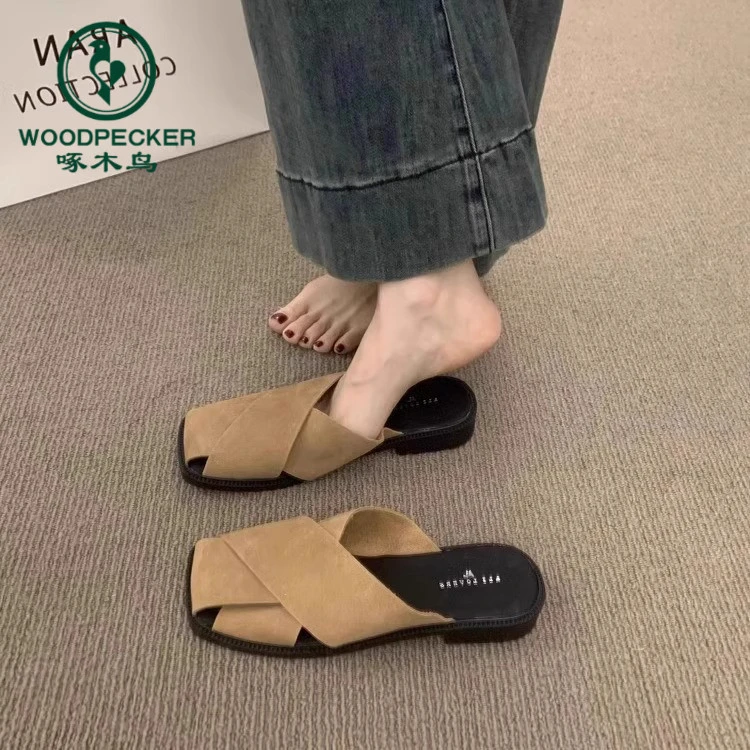 啄木鸟新款法式平底镂空交叉带包头半拖鞋女外穿一脚蹬方头穆勒鞋