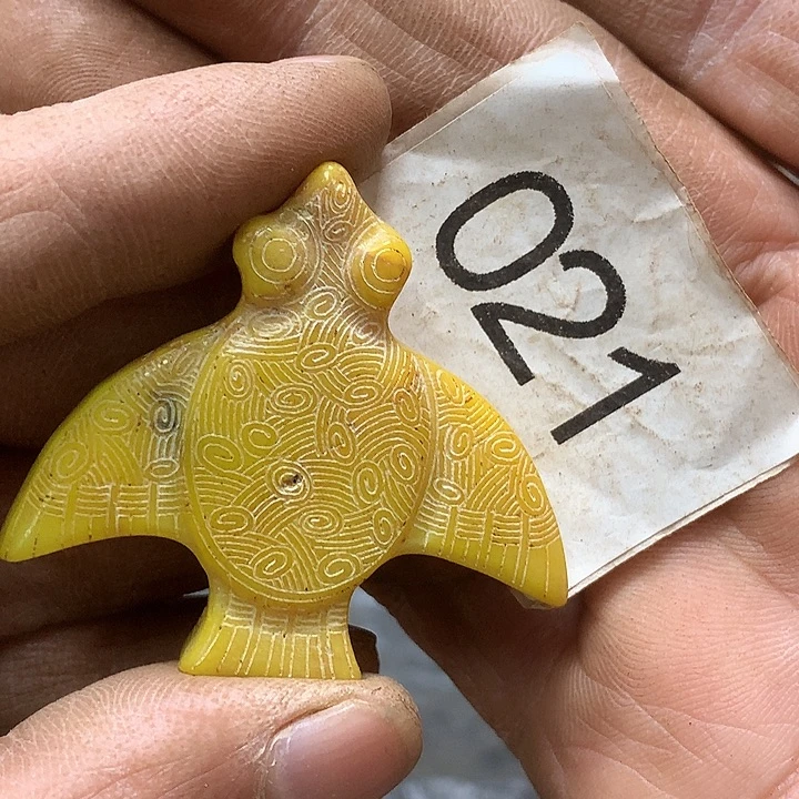 未镶嵌和田玉挂件