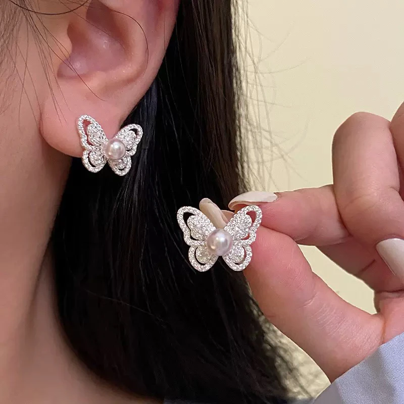 铜合金锆石耳饰 满钻超闪锆石蝴蝶耳钉优雅精致轻奢百搭耳环耳饰
