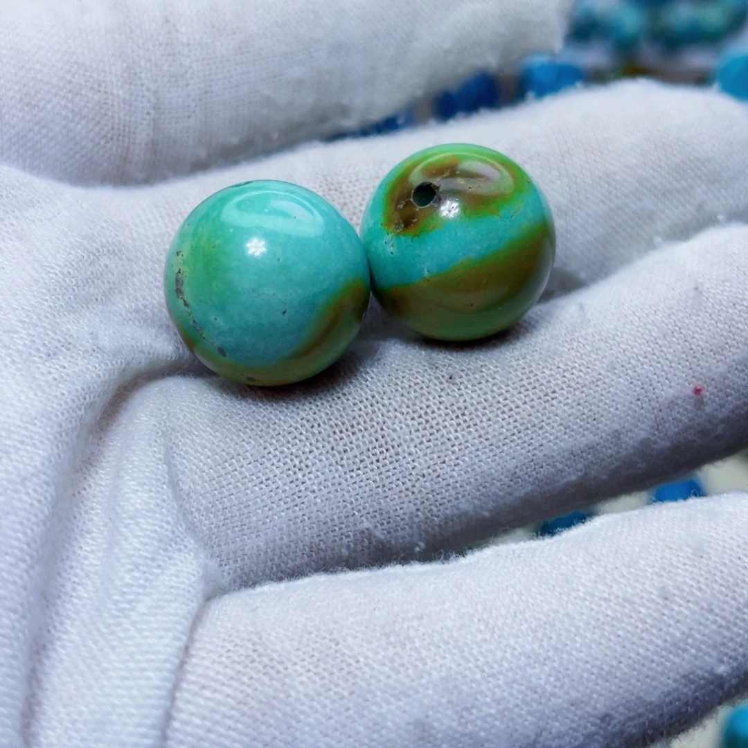 绿松石未镶嵌饰品