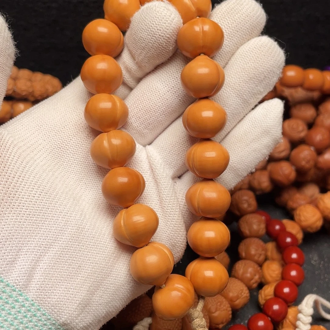 吊坠猴头核桃屁桃