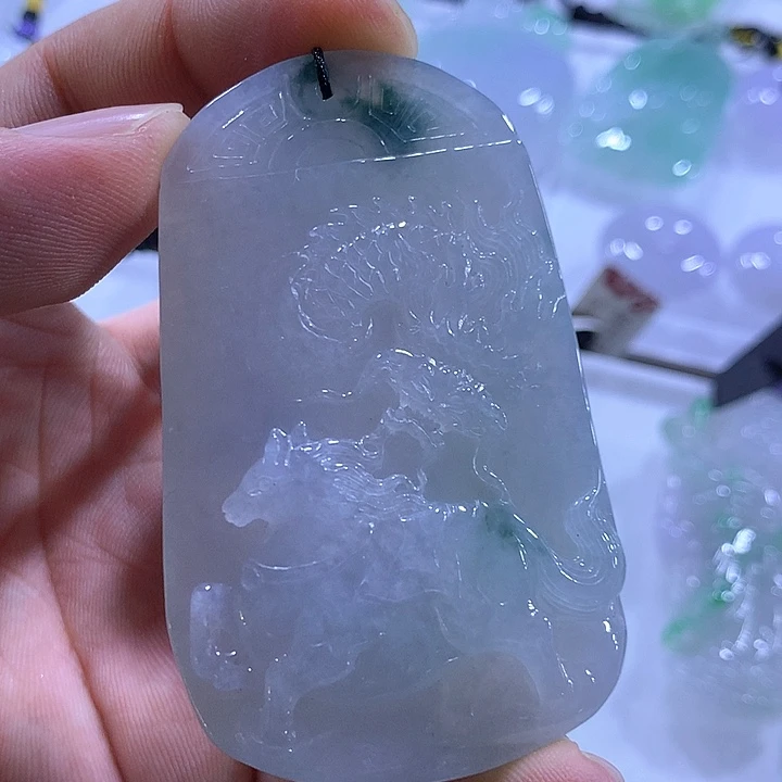 颈饰未镶嵌翡翠天然翡翠A货吊坠