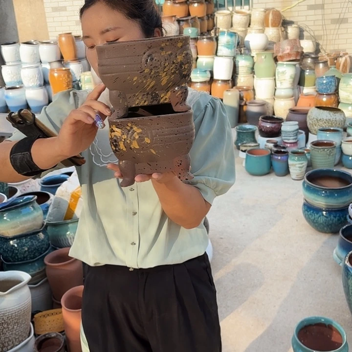 口16高12瑕疵两个盆子。