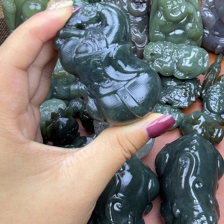 和田玉未镶嵌挂件