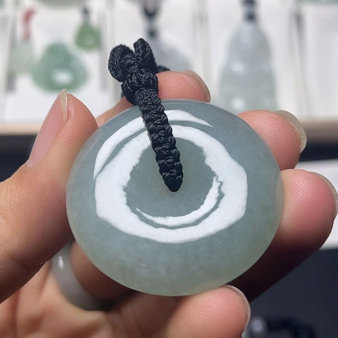 翡翠未镶嵌颈饰缅甸天然翡翠