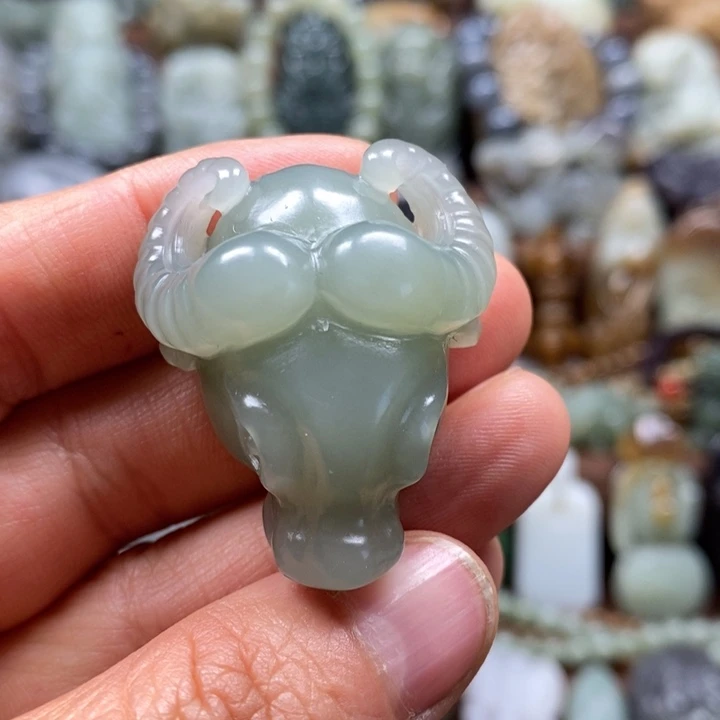 和田玉未镶嵌挂件