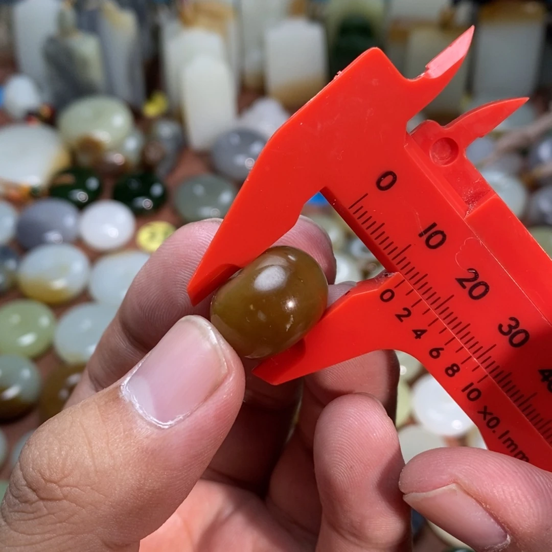 和田玉未镶嵌吊坠(不含链)