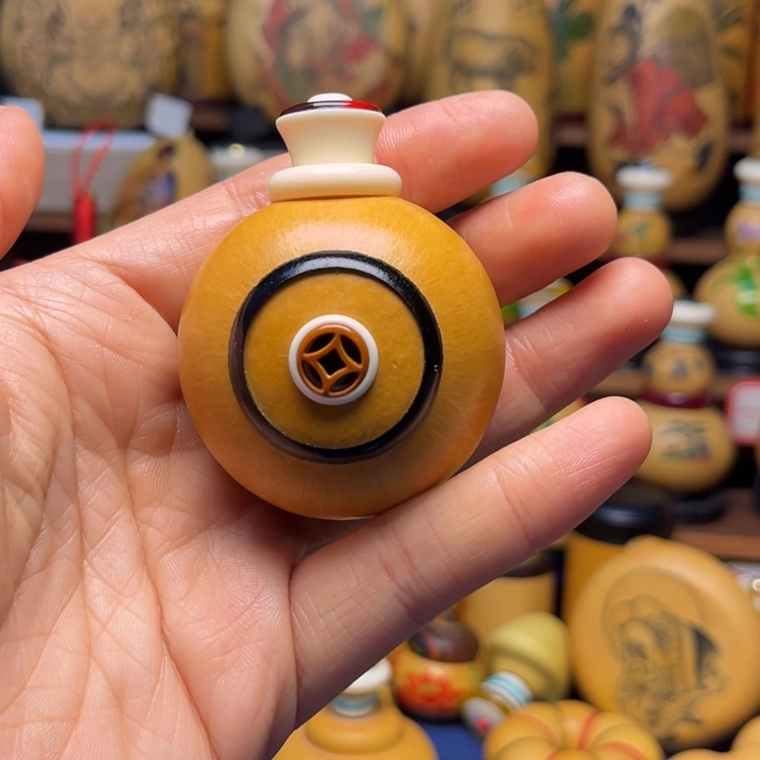 笑***佛大叶紫檀（黑酸枝木类）