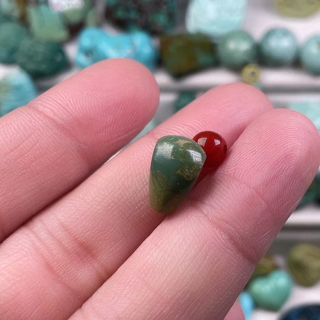 南红玛瑙未镶嵌颈饰